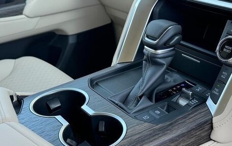 Toyota Land Cruiser, 2025 год, 11 155 116 рублей, 18 фотография