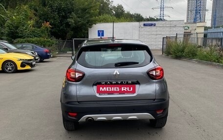 Renault Kaptur I рестайлинг, 2021 год, 1 700 000 рублей, 8 фотография