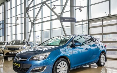 Opel Astra J, 2013 год, 798 000 рублей, 8 фотография