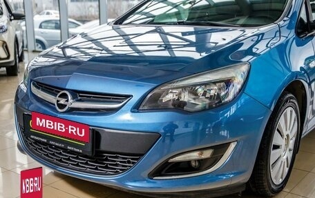 Opel Astra J, 2013 год, 798 000 рублей, 2 фотография