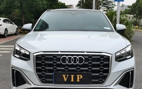 Audi A4, 2021 год, 2 000 000 рублей, 26 фотография