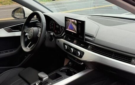 Audi A4, 2021 год, 2 000 000 рублей, 7 фотография