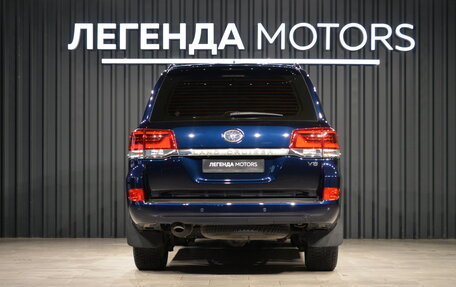 Toyota Land Cruiser 200, 2016 год, 7 350 000 рублей, 5 фотография