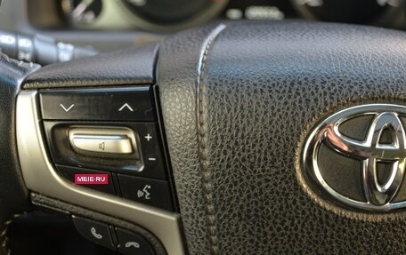 Toyota Land Cruiser 200, 2016 год, 7 350 000 рублей, 16 фотография