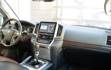 Toyota Land Cruiser 200, 2016 год, 7 350 000 рублей, 35 фотография