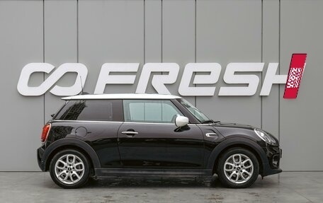 MINI Hatch, 2020 год, 2 650 000 рублей, 5 фотография