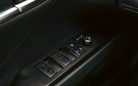 Toyota Camry, 2021 год, 2 440 000 рублей, 19 фотография