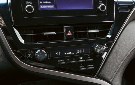 Toyota Camry, 2021 год, 2 440 000 рублей, 14 фотография