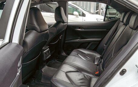 Toyota Camry, 2021 год, 2 440 000 рублей, 11 фотография