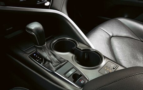 Toyota Camry, 2021 год, 2 440 000 рублей, 12 фотография