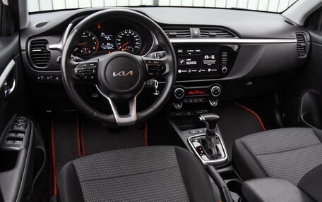 KIA Rio IV, 2021 год, 1 830 000 рублей, 6 фотография