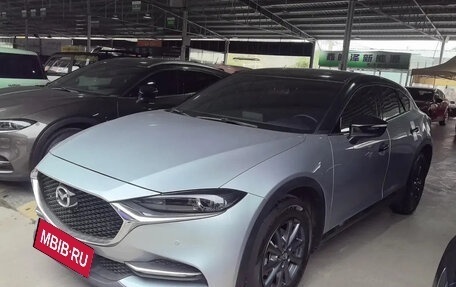 Mazda CX-4, 2024 год, 1 920 000 рублей, 2 фотография