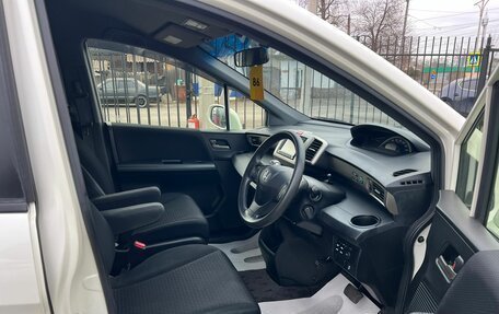Honda Freed I, 2012 год, 1 299 000 рублей, 14 фотография