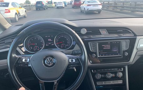 Volkswagen Touran III, 2016 год, 1 750 000 рублей, 5 фотография