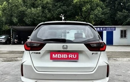 Honda Fit, 2021 год, 1 180 000 рублей, 8 фотография