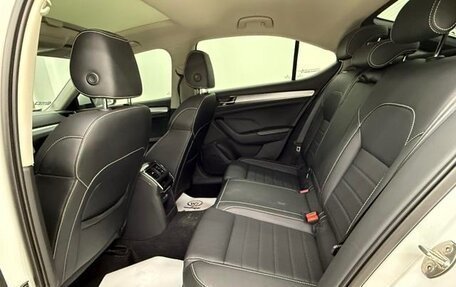 Skoda Superb III рестайлинг, 2022 год, 1 730 000 рублей, 10 фотография