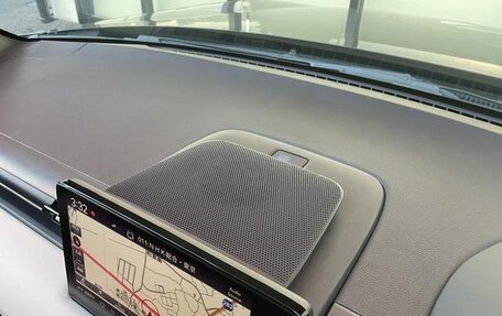 Honda Vezel, 2022 год, 1 750 003 рублей, 17 фотография