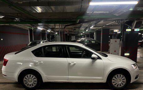 Skoda Octavia, 2018 год, 1 050 000 рублей, 5 фотография