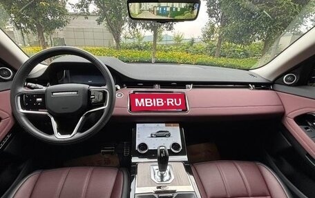 Land Rover Range Rover Evoque II, 2024 год, 4 590 000 рублей, 9 фотография