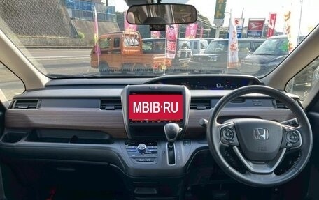 Honda Freed II, 2022 год, 1 430 111 рублей, 16 фотография