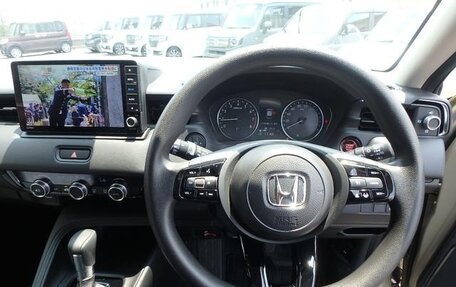 Honda Vezel, 2022 год, 2 050 111 рублей, 24 фотография