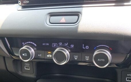 Honda Vezel, 2022 год, 2 050 111 рублей, 26 фотография