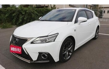 Lexus CT I рестайлинг, 2022 год, 1 800 000 рублей, 3 фотография