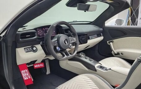 Maserati MC20, 2023 год, 29 400 000 рублей, 5 фотография