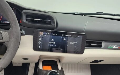 Maserati MC20, 2023 год, 29 400 000 рублей, 9 фотография