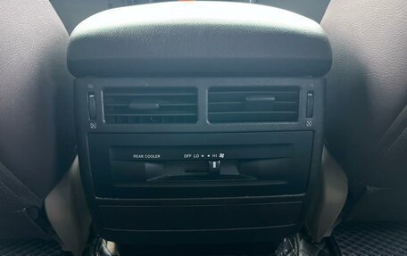 Toyota Land Cruiser 200, 2010 год, 4 399 000 рублей, 19 фотография