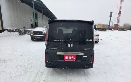 Honda Stepwgn IV, 2020 год, 1 985 000 рублей, 3 фотография