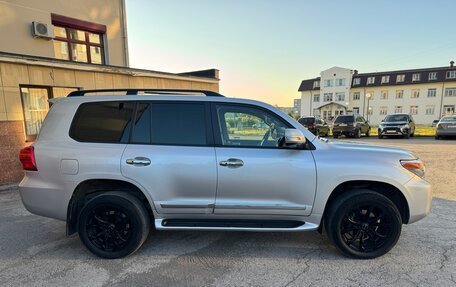 Toyota Land Cruiser 200, 2012 год, 3 890 000 рублей, 6 фотография