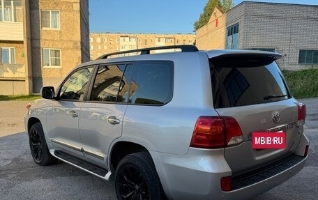 Toyota Land Cruiser 200, 2012 год, 3 890 000 рублей, 8 фотография