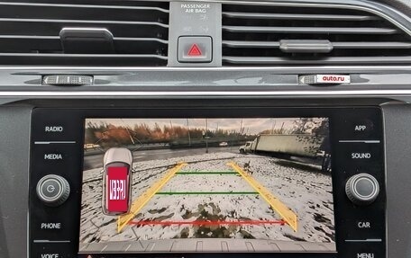 Volkswagen Tiguan II, 2018 год, 2 900 000 рублей, 16 фотография