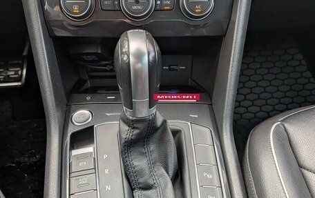 Volkswagen Tiguan II, 2018 год, 2 900 000 рублей, 17 фотография