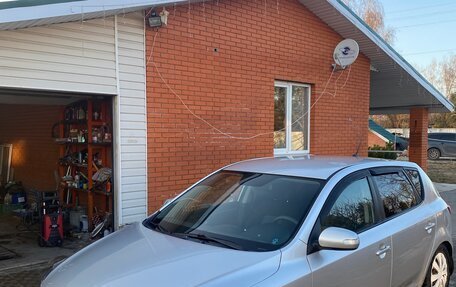 KIA cee'd I рестайлинг, 2010 год, 700 000 рублей, 2 фотография