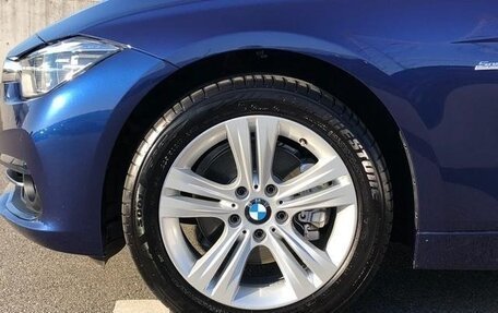 BMW 3 серия, 2017 год, 1 200 000 рублей, 8 фотография