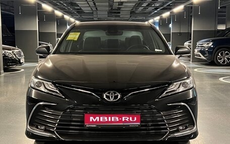 Toyota Camry, 2023 год, 5 300 000 рублей, 1 фотография