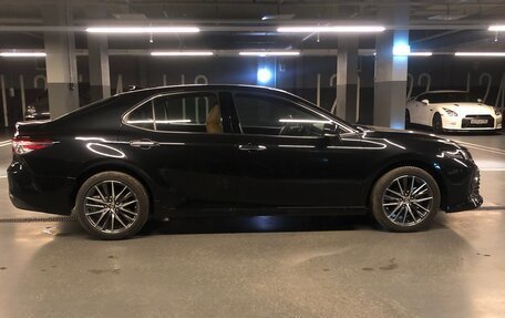 Toyota Camry, 2023 год, 5 300 000 рублей, 3 фотография