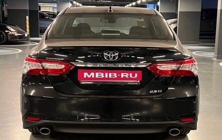 Toyota Camry, 2023 год, 5 300 000 рублей, 2 фотография