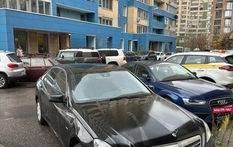 Mercedes-Benz E-Класс, 2011 год, 1 400 000 рублей, 1 фотография