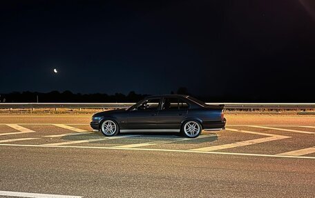 BMW 5 серия, 1993 год, 1 000 000 рублей, 3 фотография