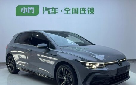 Volkswagen Golf VIII, 2022 год, 2 080 000 рублей, 4 фотография