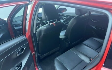 Toyota Yaris, 2021 год, 1 470 000 рублей, 5 фотография