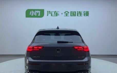 Volkswagen Golf VIII, 2022 год, 2 080 000 рублей, 2 фотография