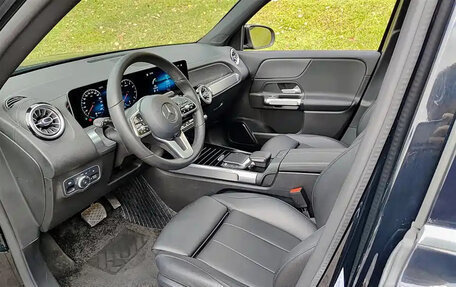 Mercedes-Benz GLB, 2022 год, 1 800 777 рублей, 6 фотография