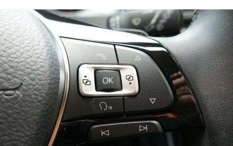 Volkswagen Golf VII, 2017 год, 1 150 000 рублей, 21 фотография