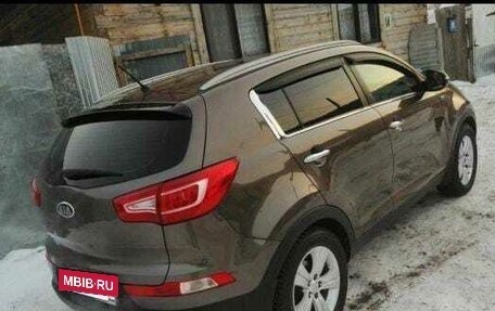KIA Sportage III, 2011 год, 1 000 000 рублей, 2 фотография