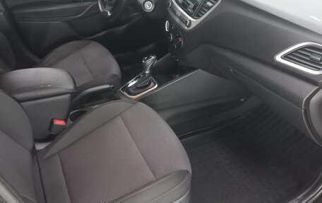 Hyundai Solaris II рестайлинг, 2017 год, 1 050 000 рублей, 15 фотография