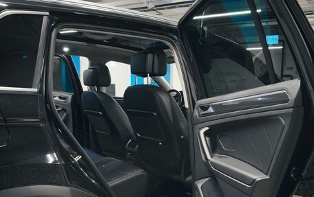 Volkswagen Tiguan II, 2020 год, 3 100 000 рублей, 31 фотография